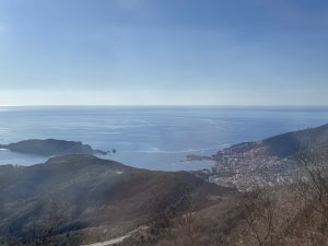 山から見下ろすアドリア海