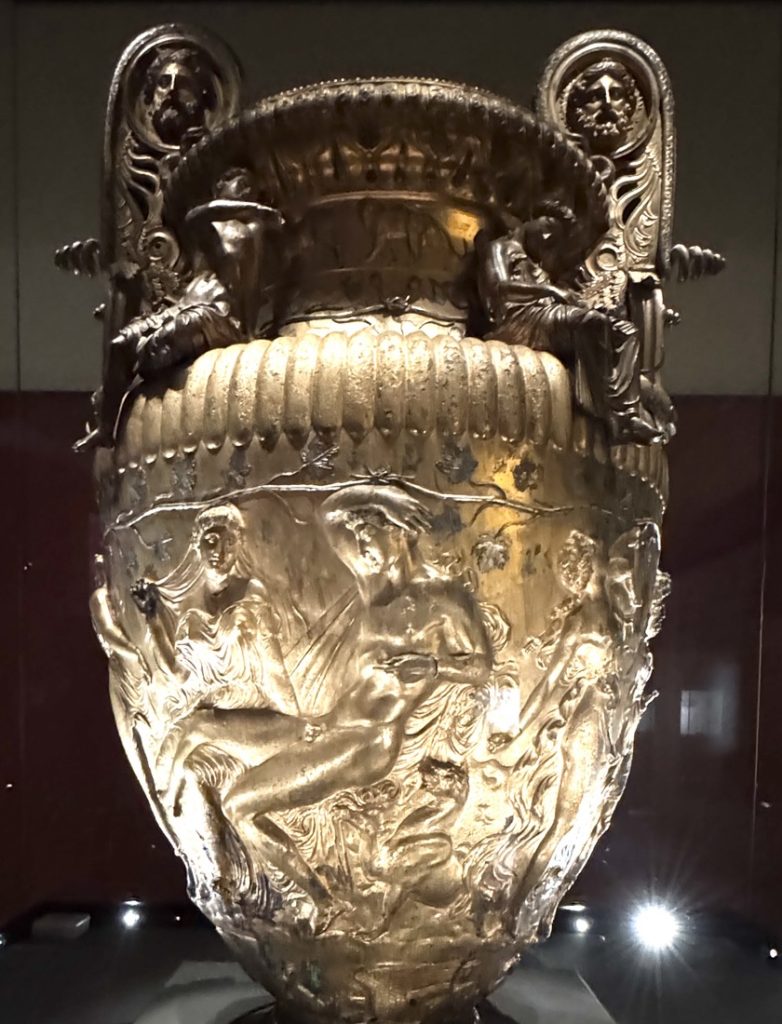 青銅器壺